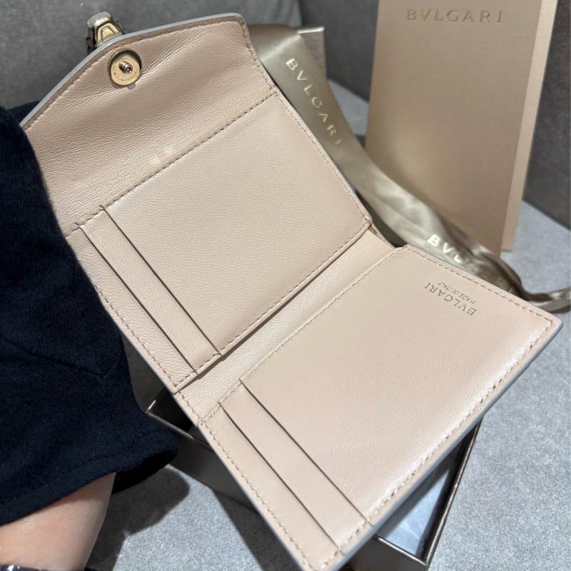 【✨大全配 專櫃購入$24600🇹🇼】  Bvlgari Serpenti Forever 系列 三折短夾-8