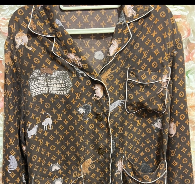 Lv真絲套裝34碼-0