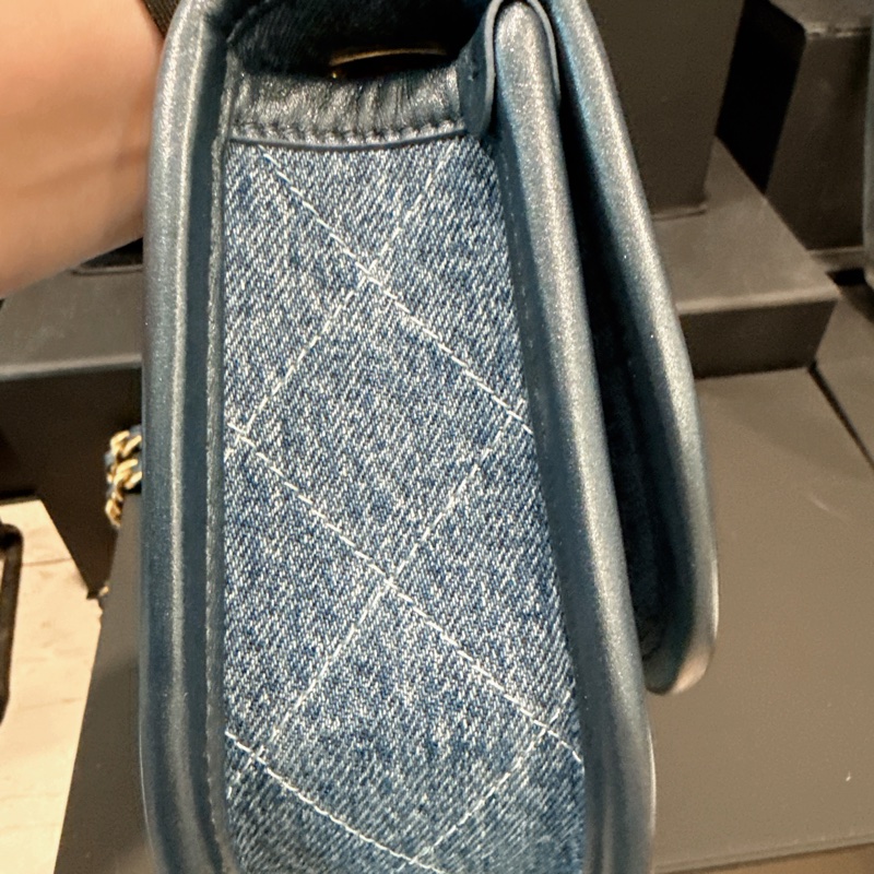 近全新🍀Chanel✨2024s牛仔丹寧郵差包馬鞍包 台灣購證-15