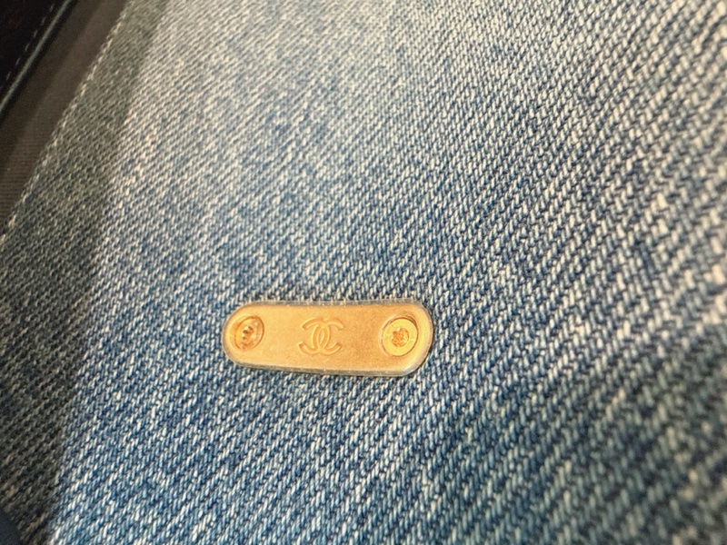 近全新🍀Chanel✨2024s牛仔丹寧郵差包馬鞍包 台灣購證-29