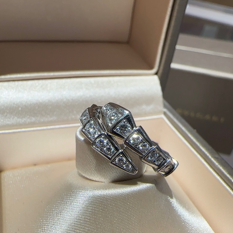 Bvlgari宝格丽 Serpenti viper系列白金满钻蛇戒-7