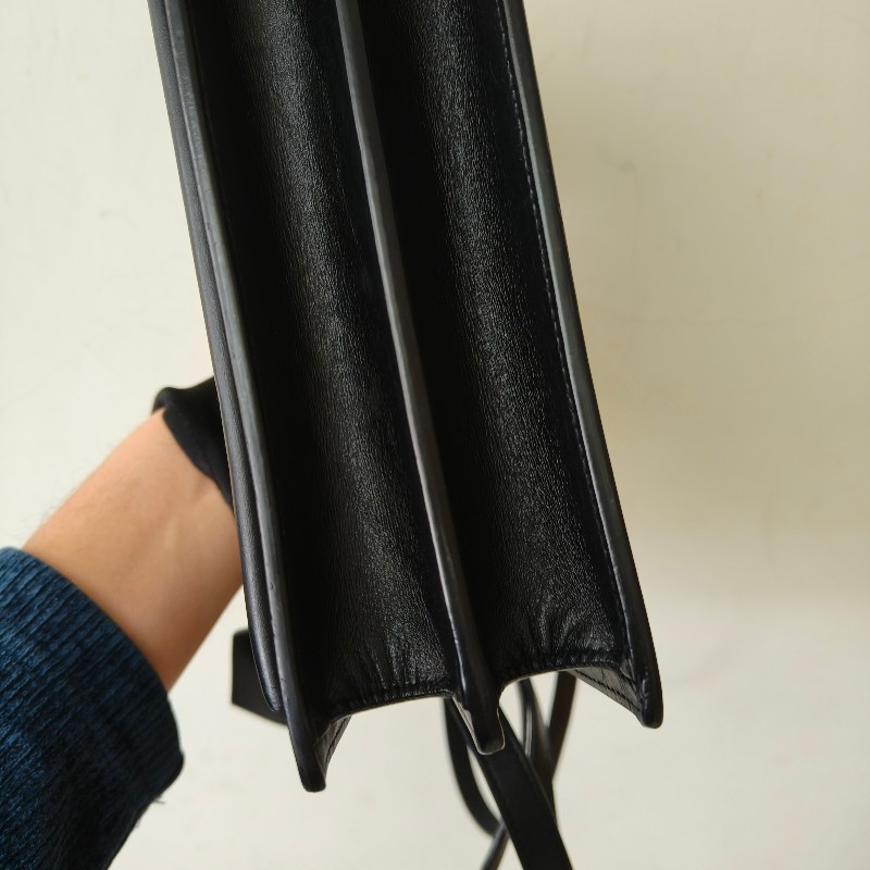 🫅女神購物節狂降（原$19800）‼️只到3/15⏰㊣✨YSL✨SAINT LAURENT 聖羅蘭 黑色 復古 壓釦 小方包 風琴包 小書包 手提包 肩背包 斜背包/二手精品/保證正品🌳二手樹屋🌳-12