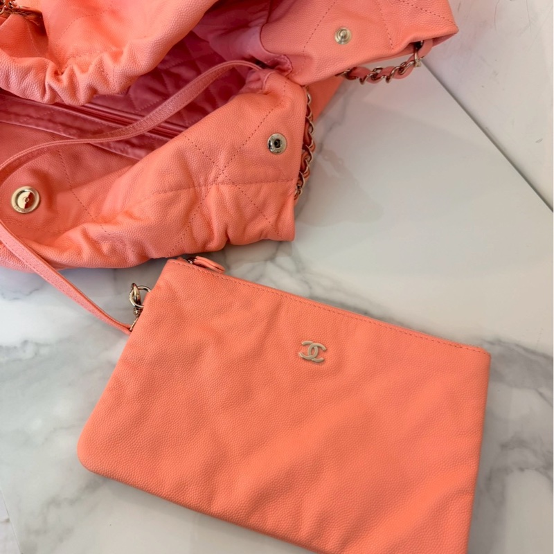 Chanel✨22bag 蜜桃粉粉橘色荔枝皮小號 購物包垃圾袋-15