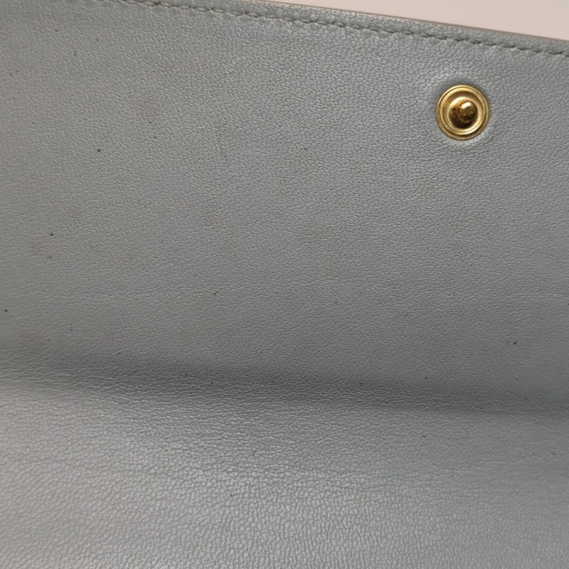 Celine牛皮純色字母Logo翻蓋錢包-8