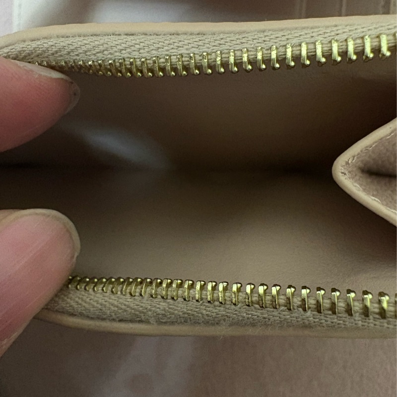 CELINE Triomphe Wallet 三折 + 有拉鍊零錢袋-7