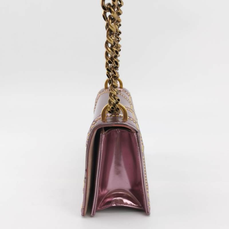 Dior Diorama盾牌包小號牛皮鉚釘盾形紋章搭扣單肩包-2