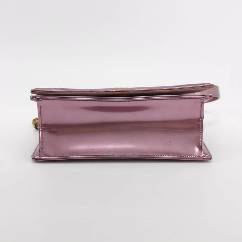 Dior Diorama盾牌包小號牛皮鉚釘盾形紋章搭扣單肩包-5