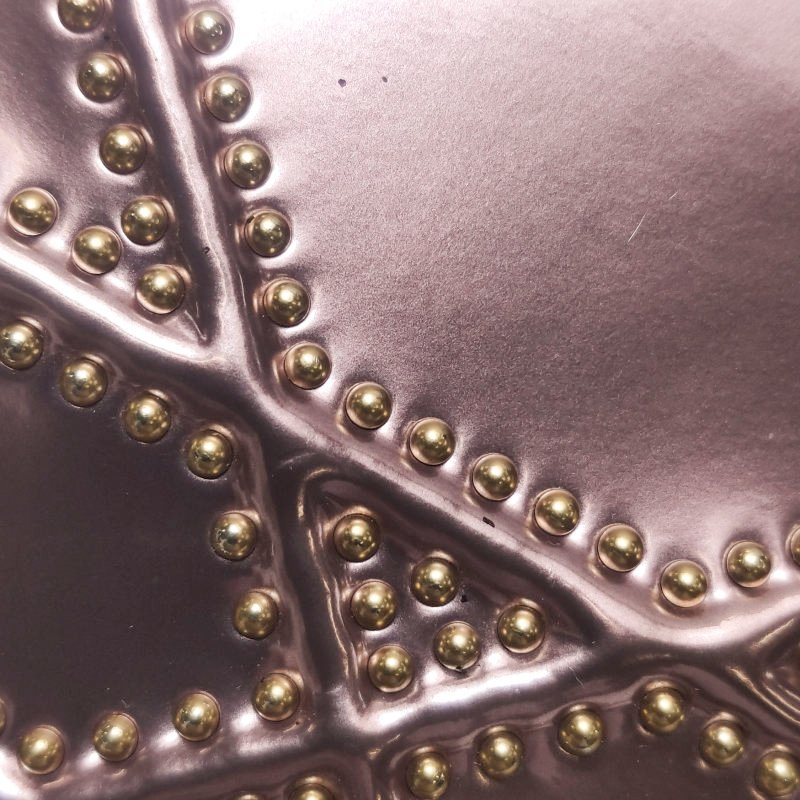 Dior Diorama盾牌包小號牛皮鉚釘盾形紋章搭扣單肩包-16