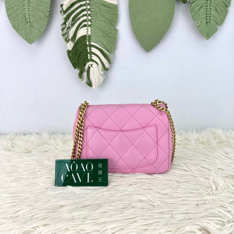 CHANEL 23P 粉色愛心調節扣荔枝紋皮 方胖子-4