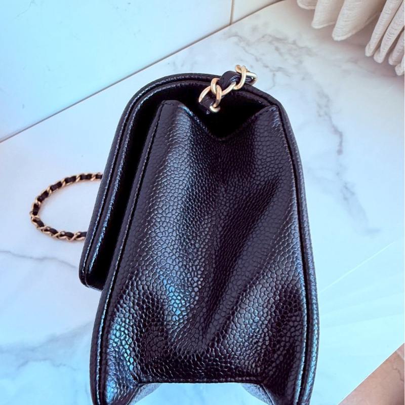 Chanel✨2024K復古金幣皮穿鏈條黑金荔枝皮金幣CF23 中號 晶片款-13
