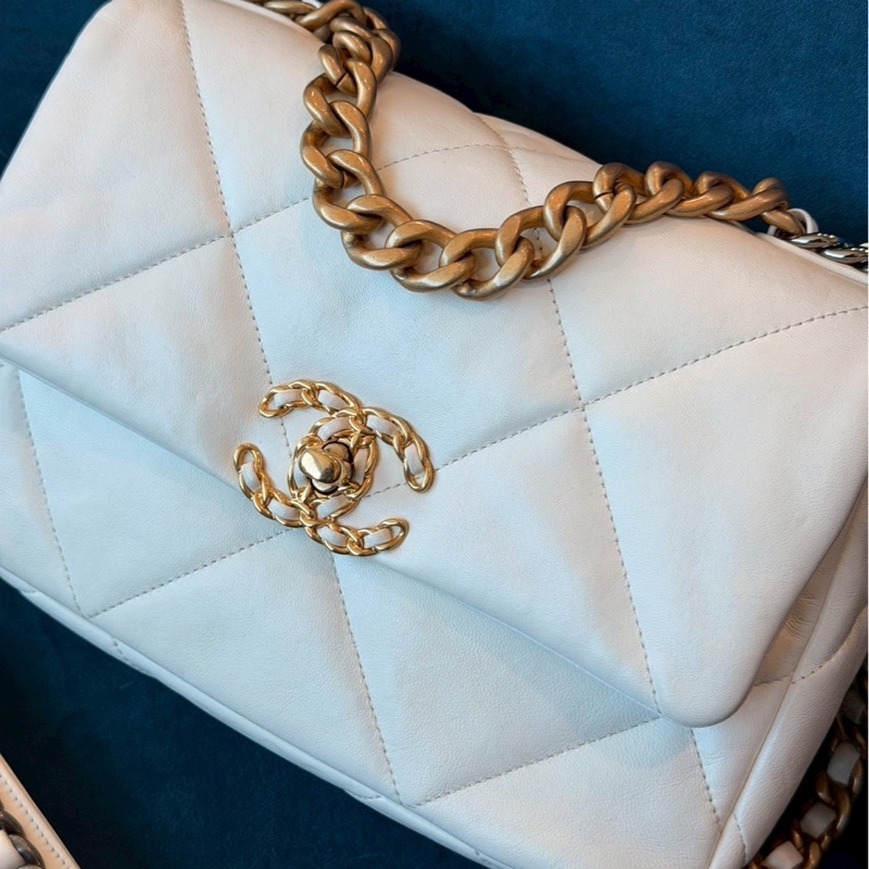 Chanel✨19bag 26公分 小號白色金釦鏈條包單肩包斜背包-2