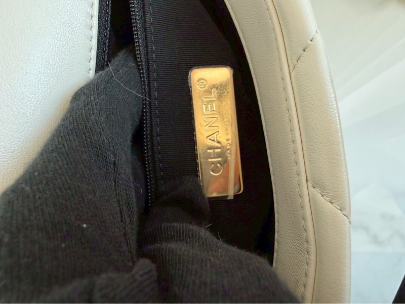 Chanel✨19bag 26公分 小號白色金釦鏈條包單肩包斜背包-22