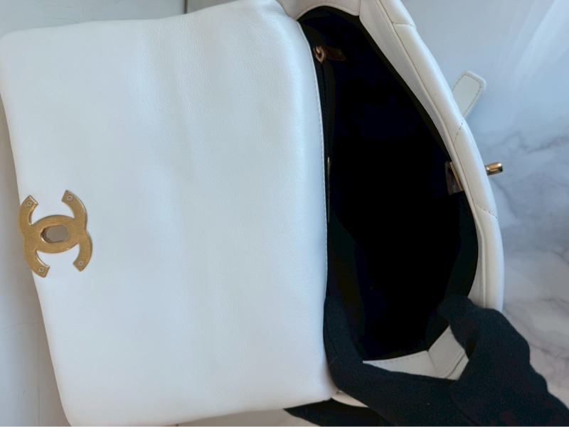 Chanel✨19bag 26公分 小號白色金釦鏈條包單肩包斜背包-25