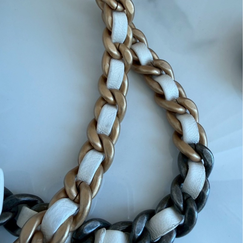 Chanel✨19bag 26公分 小號白色金釦鏈條包單肩包斜背包-39