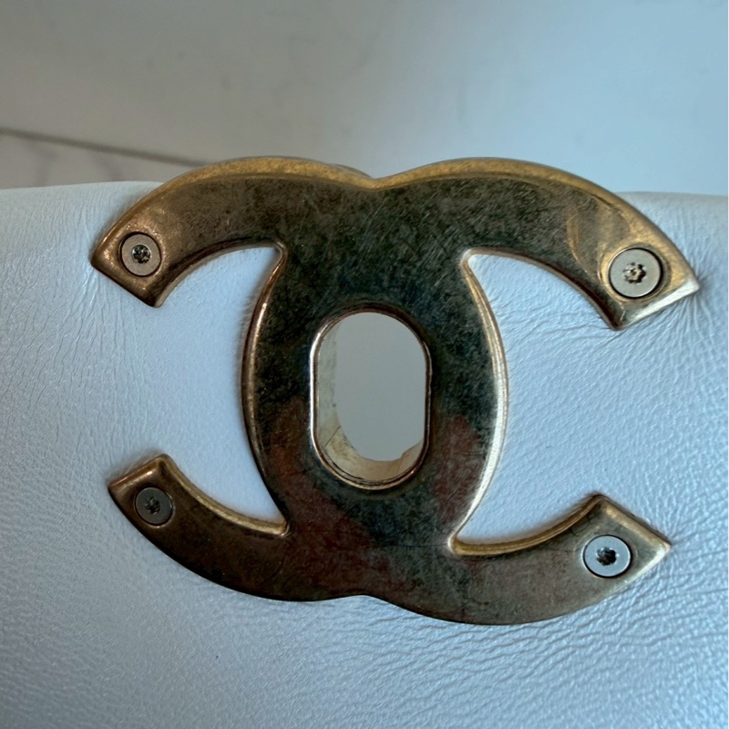 Chanel✨19bag 26公分 小號白色金釦鏈條包單肩包斜背包-41