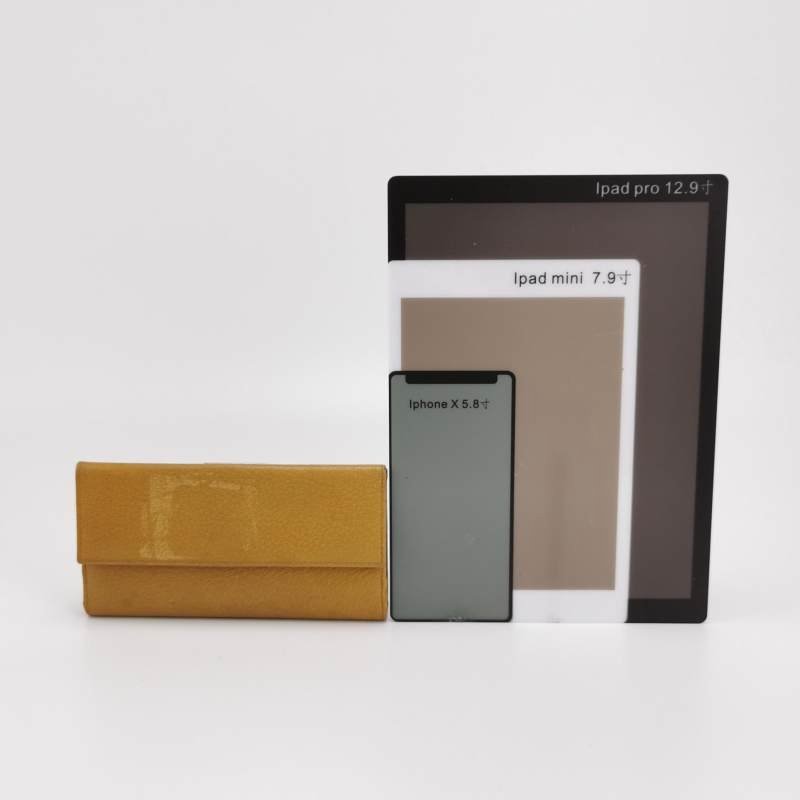 Gucci牛皮純色字母Logo錢包-2