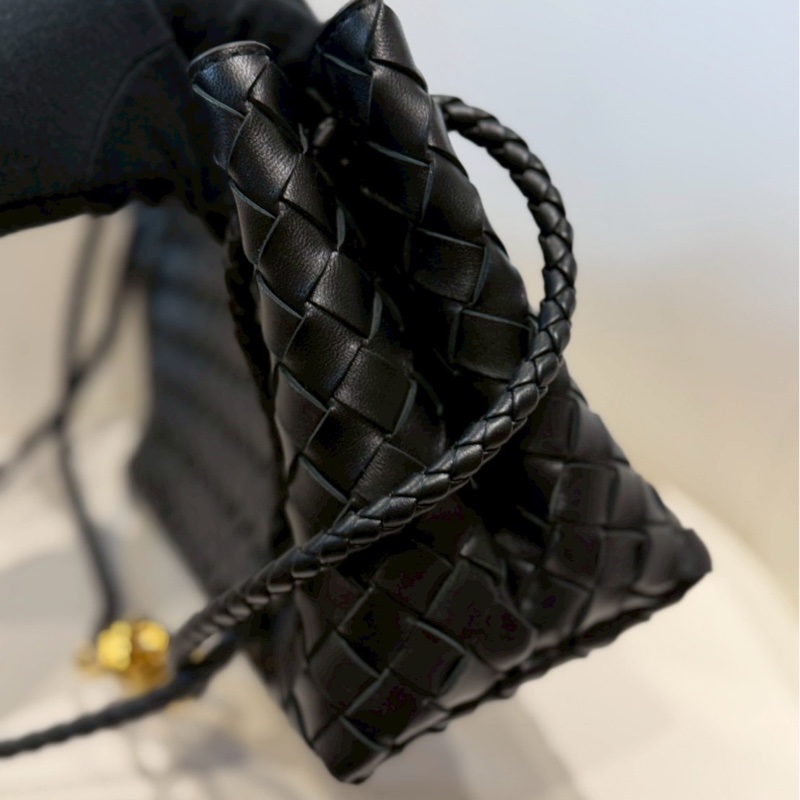 Bottega Veneta✨BV橫版Andiamo系列 Intrecciato編織磁釦手提包斜背包肩背包-8