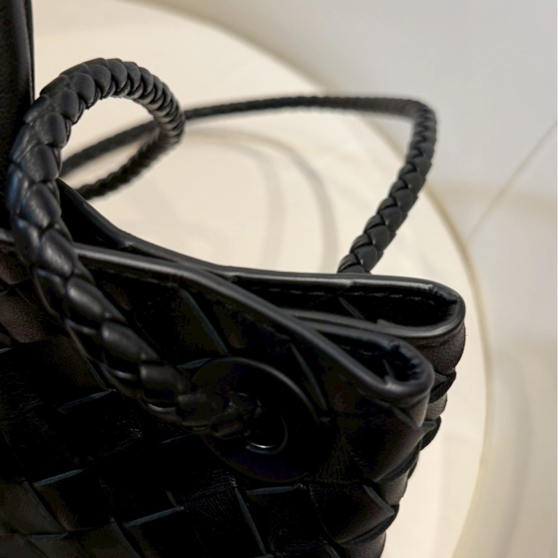 Bottega Veneta✨BV橫版Andiamo系列 Intrecciato編織磁釦手提包斜背包肩背包-14