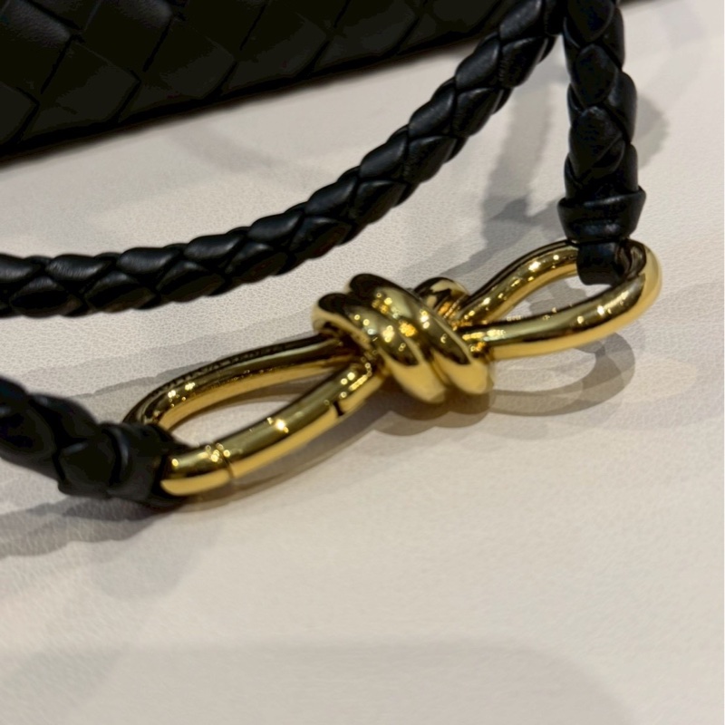 Bottega Veneta✨BV橫版Andiamo系列 Intrecciato編織磁釦手提包斜背包肩背包-20
