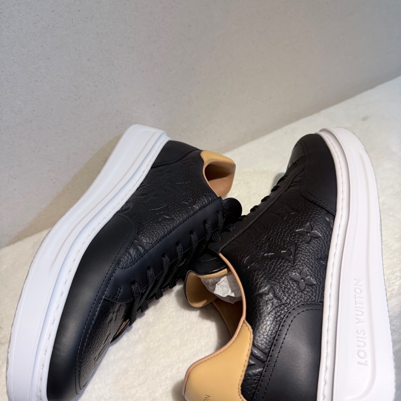 LOUIS VUITTON✨Beverly Hills 牛皮老花壓紋時尚板鞋 休閒鞋 有購證 男款 #9.5 #44-16