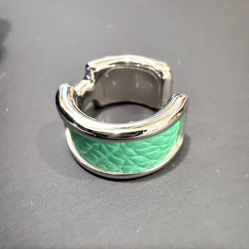 Hermes✨Olympe耳骨夾 小牛皮-7