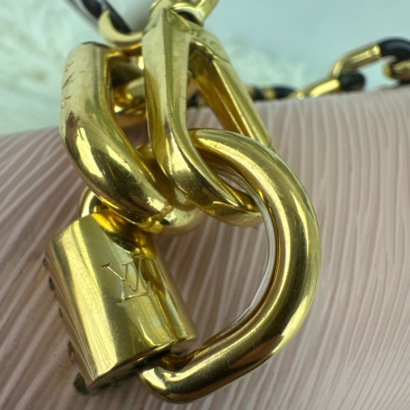 LV Twist 粉紅水波紋旋轉扣 PM Size 晶片款-15