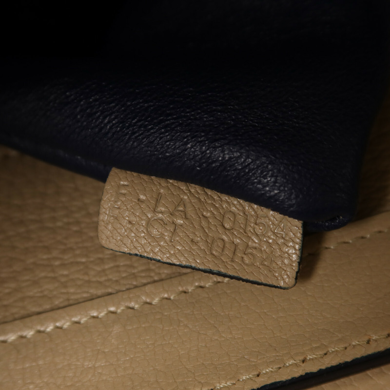 CELINE 牛皮皮革Micro Luggage金扣手挽袋-7