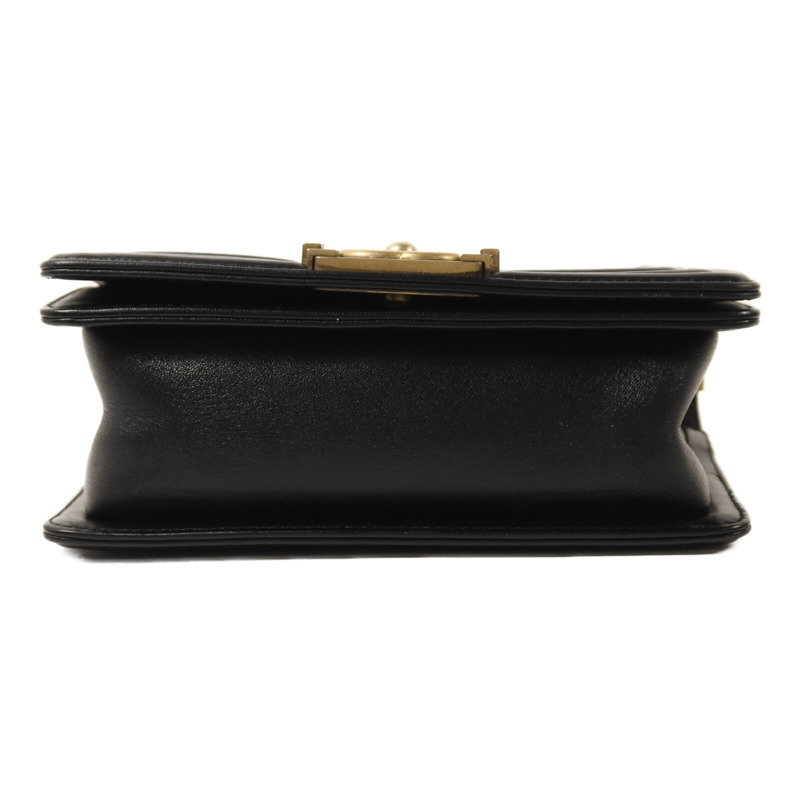 CHANEL 羊皮皮革Boy 20金扣鏈帶肩背袋-3