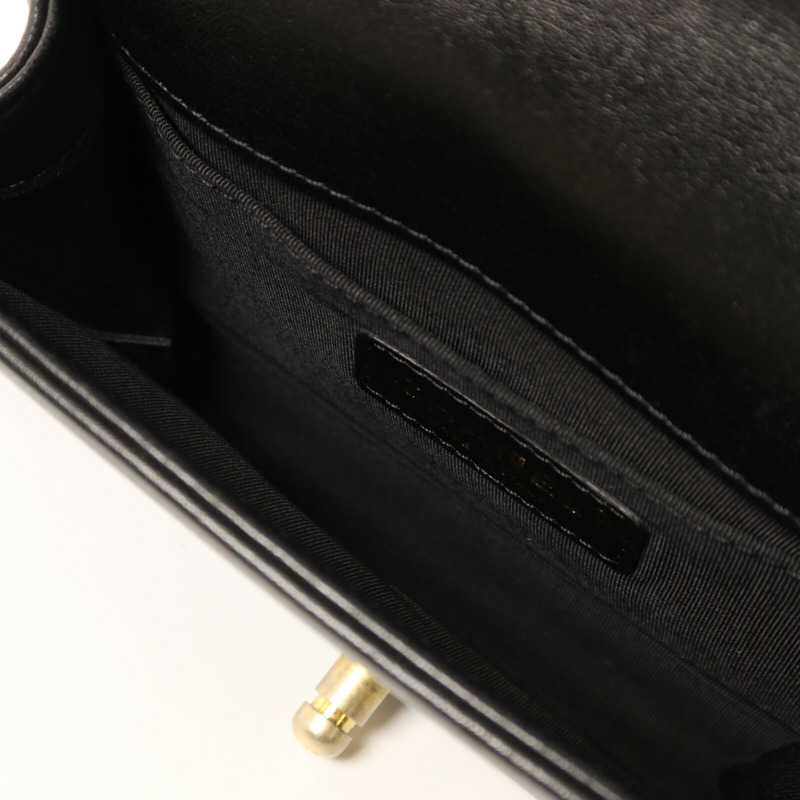 CHANEL 羊皮皮革Boy 20金扣鏈帶肩背袋-4