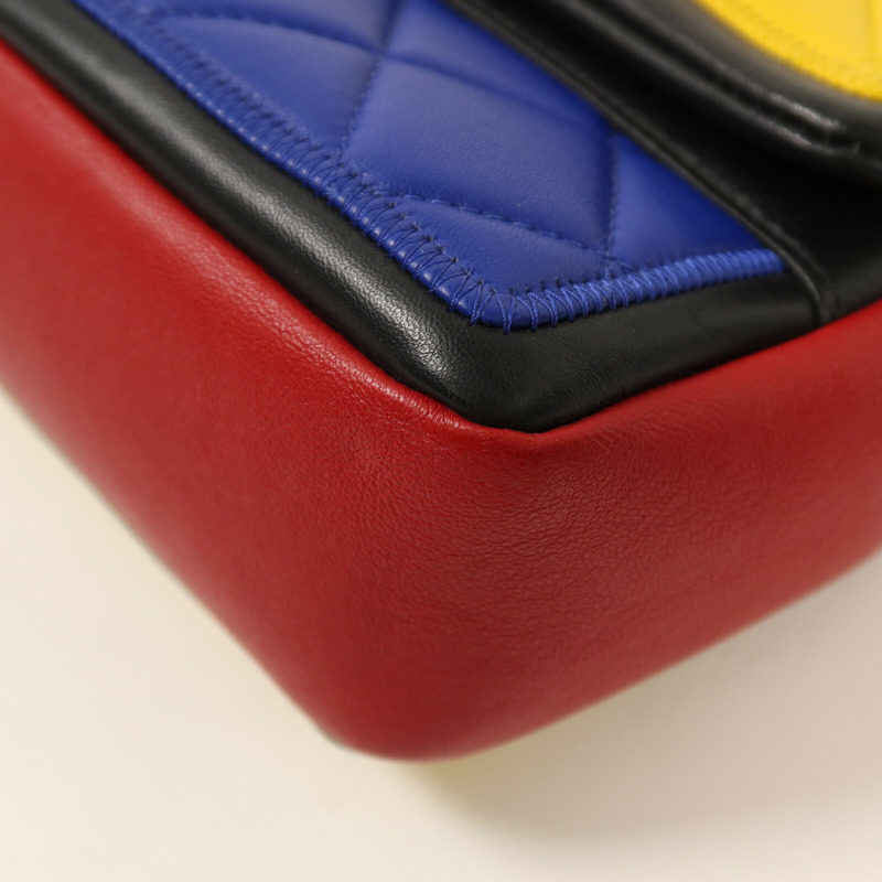 CHANEL 羊皮皮革Chain Shoulder金扣鏈帶肩背袋-10