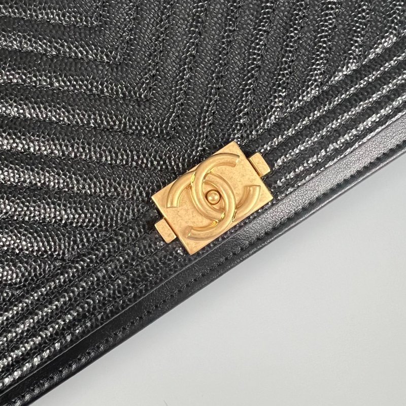 CHANEL BOY WOC荔枝 黑 晶片款-6