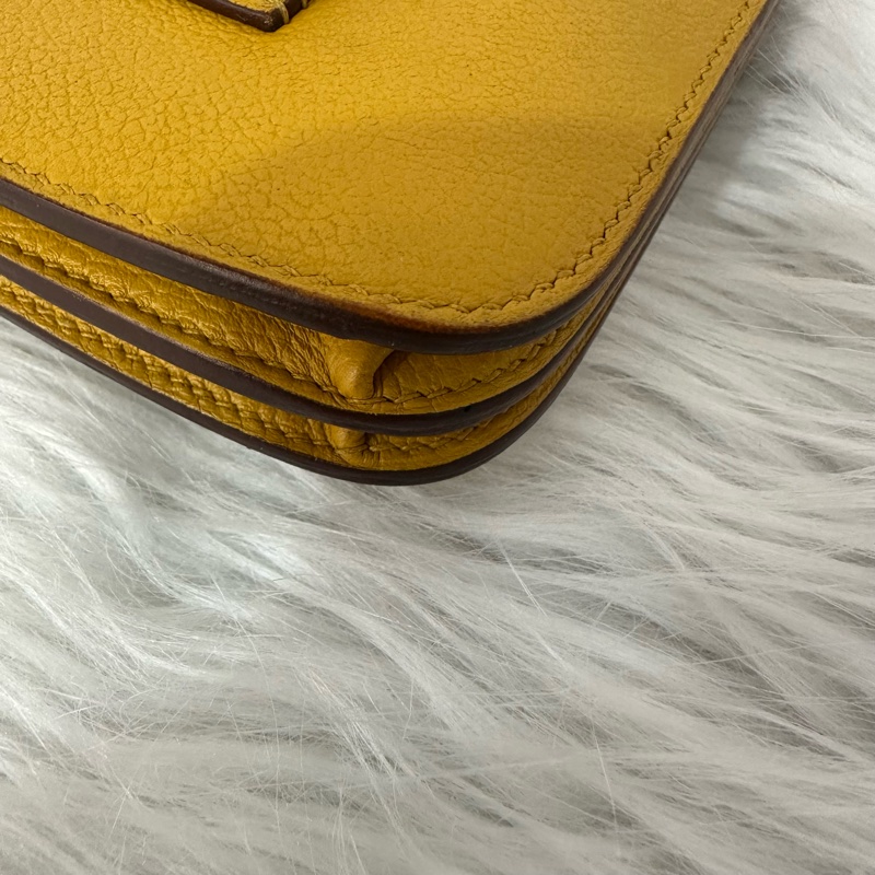 Hermes 芥末黃牛皮銀釦卡包 2002-7