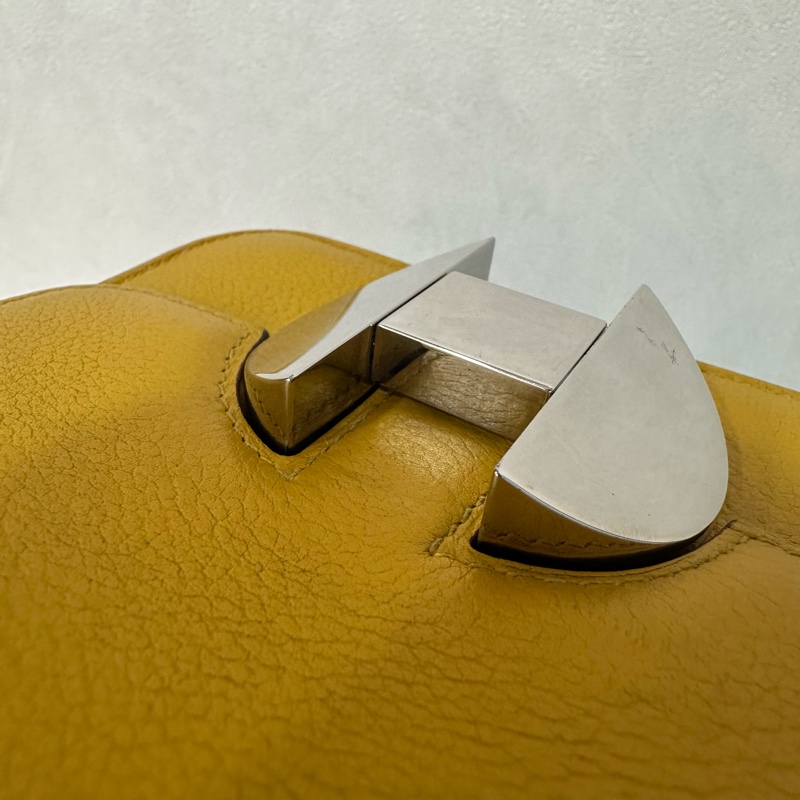 Hermes 芥末黃牛皮銀釦卡包 2002-12