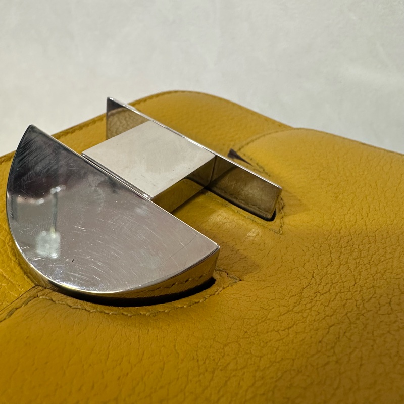 Hermes 芥末黃牛皮銀釦卡包 2002-13