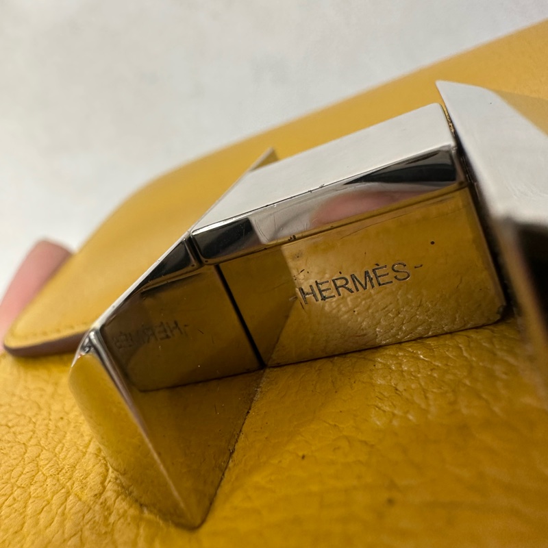 Hermes 芥末黃牛皮銀釦卡包 2002-16