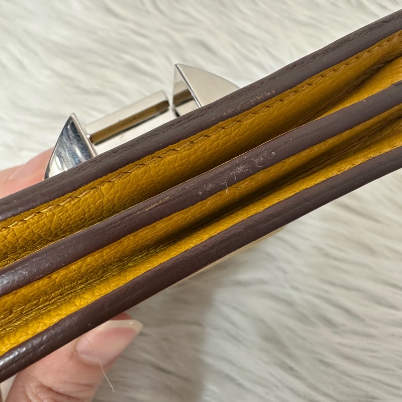 Hermes 芥末黃牛皮銀釦卡包 2002-17