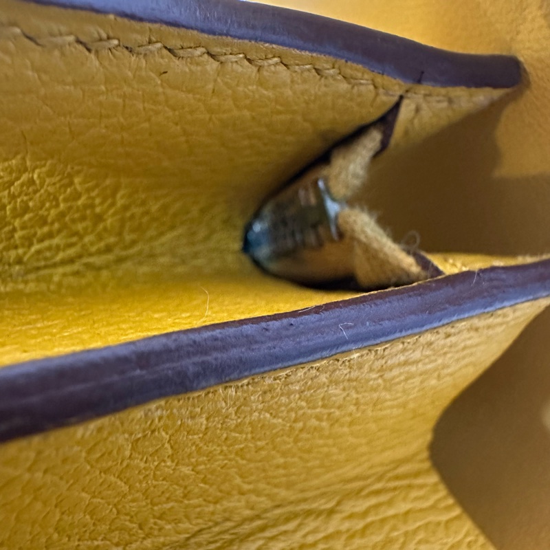 Hermes 芥末黃牛皮銀釦卡包 2002-33