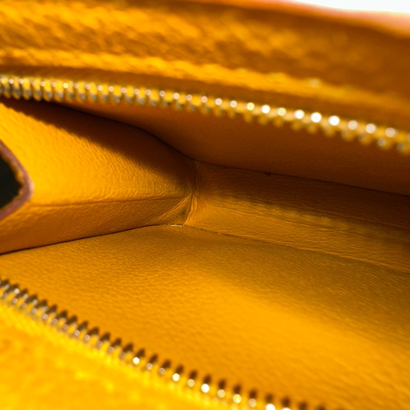 Hermes 芥末黃牛皮銀釦卡包 2002-47