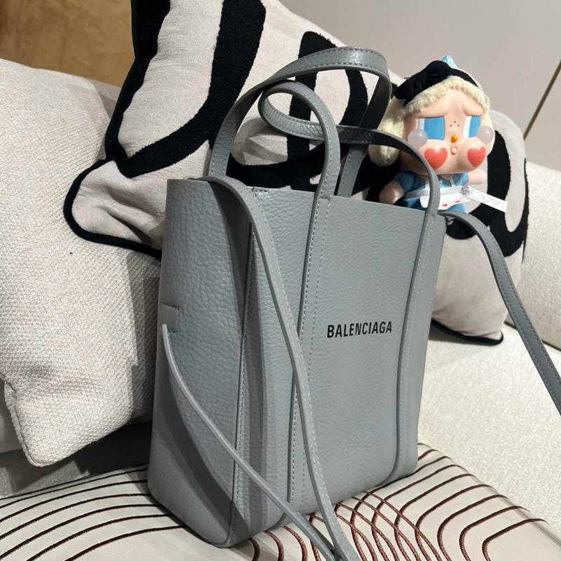 Balenciaga everyday tote bag calfskin-1