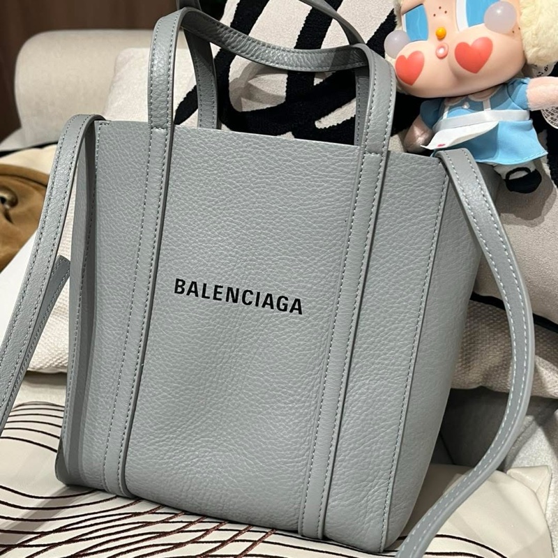 Balenciaga everyday tote bag calfskin-3