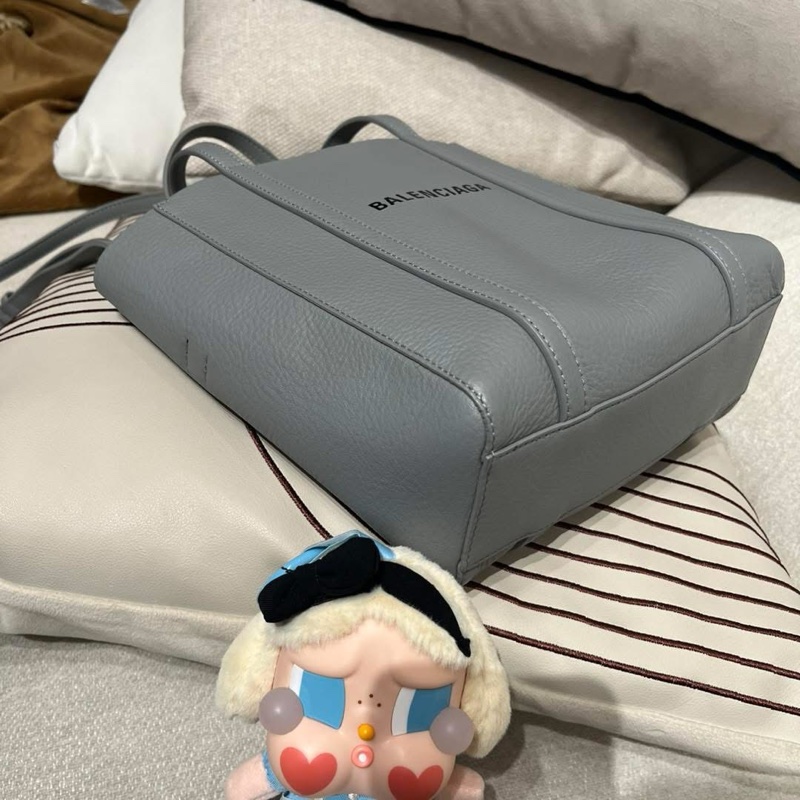 Balenciaga everyday tote bag calfskin-5