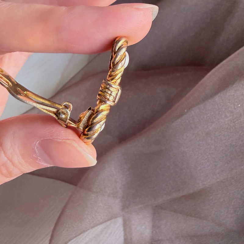 Celine 思琳 鍍金麻花仿珍珠耳夾 耳環-16