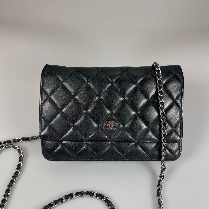 CHANEL CF銀扣WOC鍊包 黑羊皮 16開-0