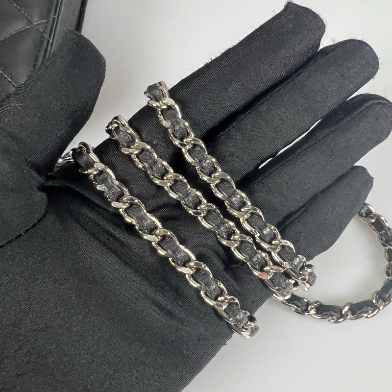 CHANEL CF銀扣WOC鍊包 黑羊皮 16開-9