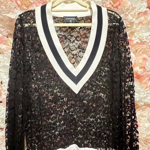 Chanel蕾絲上衣38碼