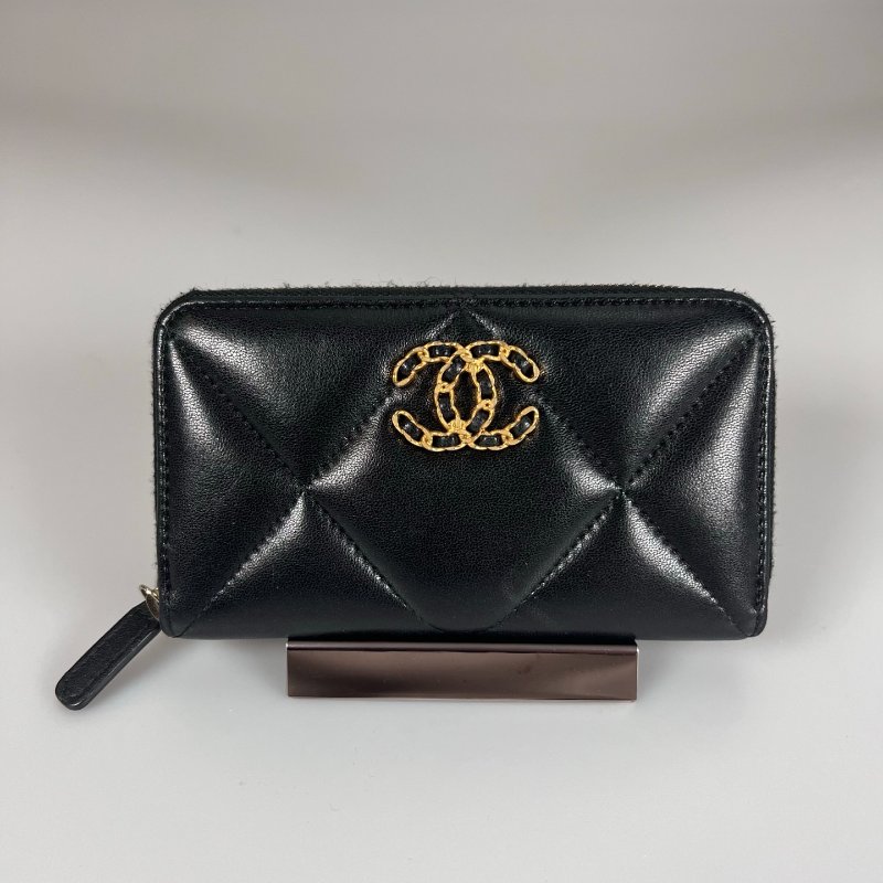 CHANEL 19ㄇ拉中夾 黑羊皮 晶片款-0