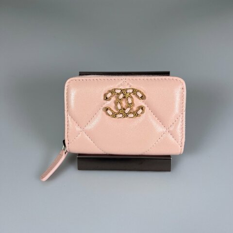 CHANEL 19粉ㄇ拉零錢短夾 晶片款