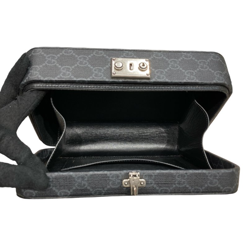 GUCCI 古馳 724717 老花小盒子斜背包 皮革 黑色 銀釦-11