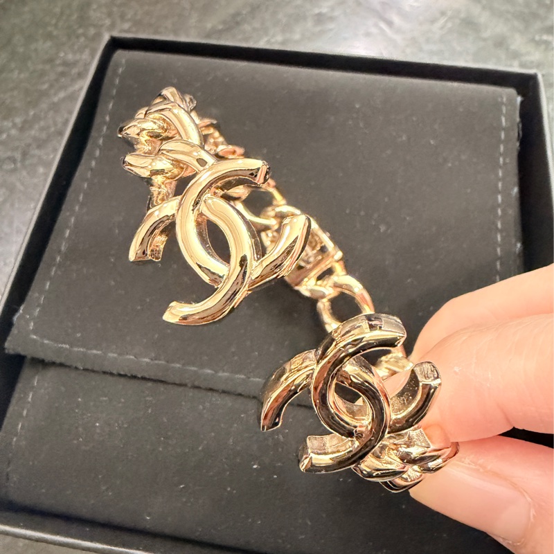 Chanel 香奈兒 經典logo雙C手環-0