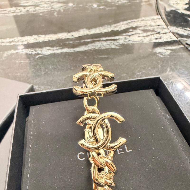 Chanel 香奈兒 經典logo雙C手環-6